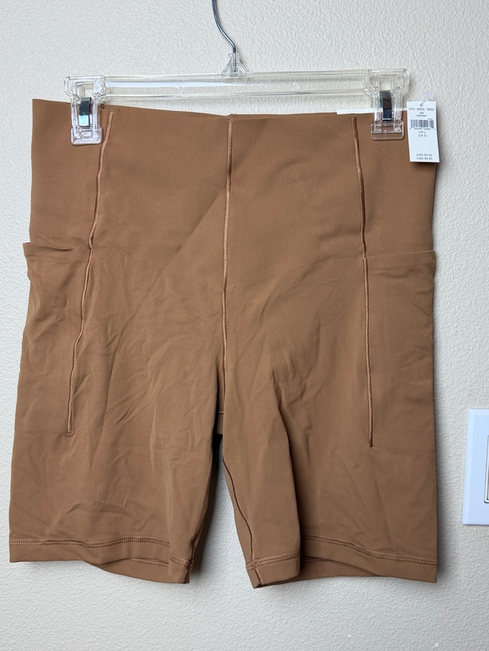 OFFLINE By Aerie Real Me XTRA Hold Up! Pocket 7" Bike Short